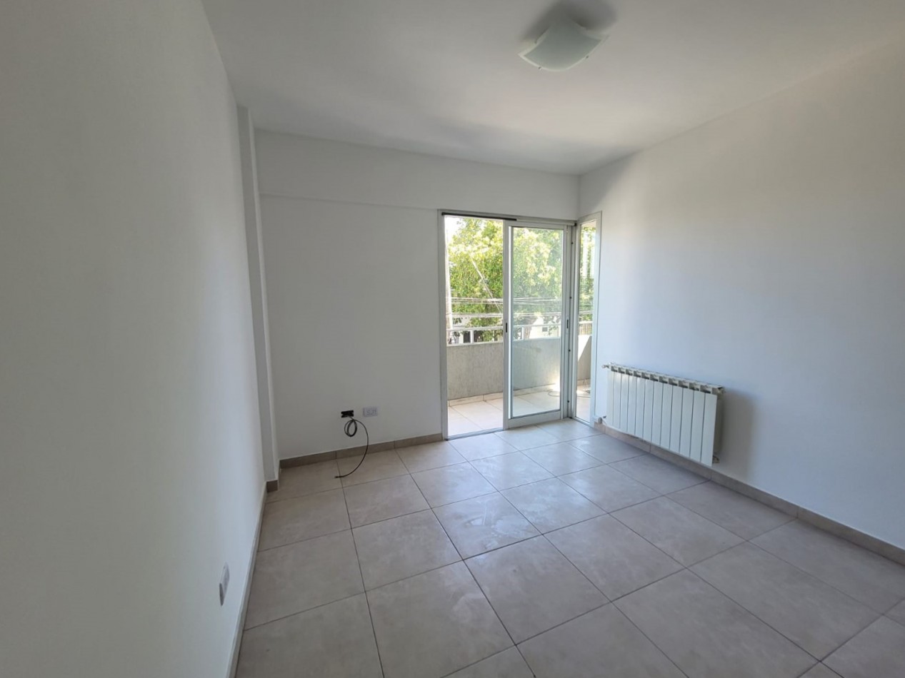 Venta   Departamento  3 ambientes cochera 