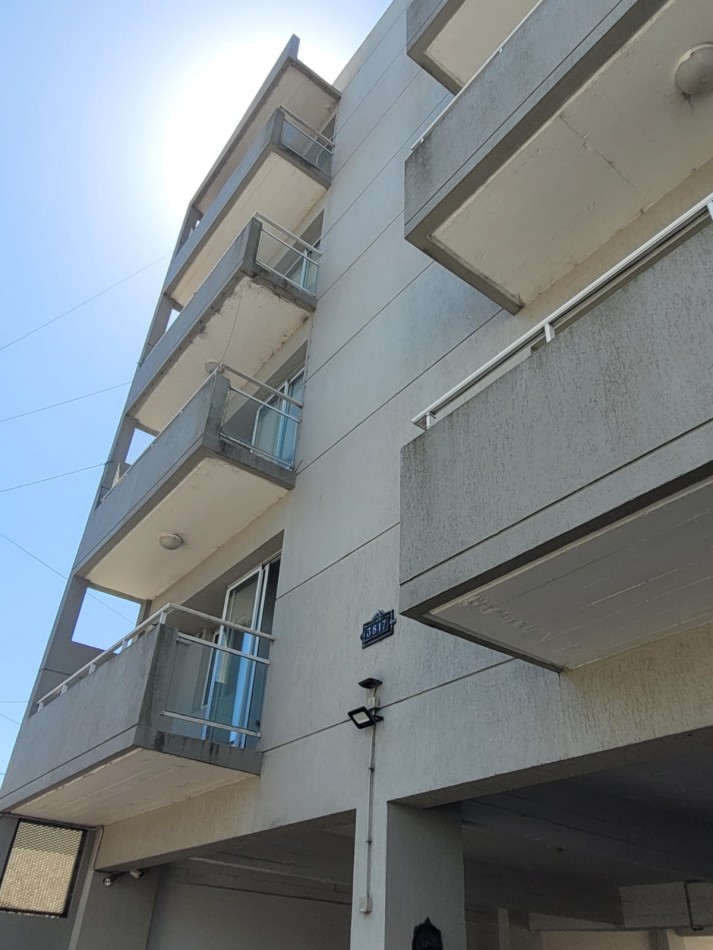 Venta   Departamento  3 ambientes cochera 