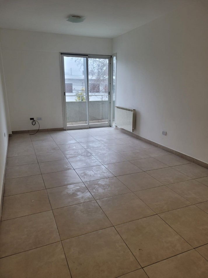 Venta   Departamento  3 ambientes cochera 