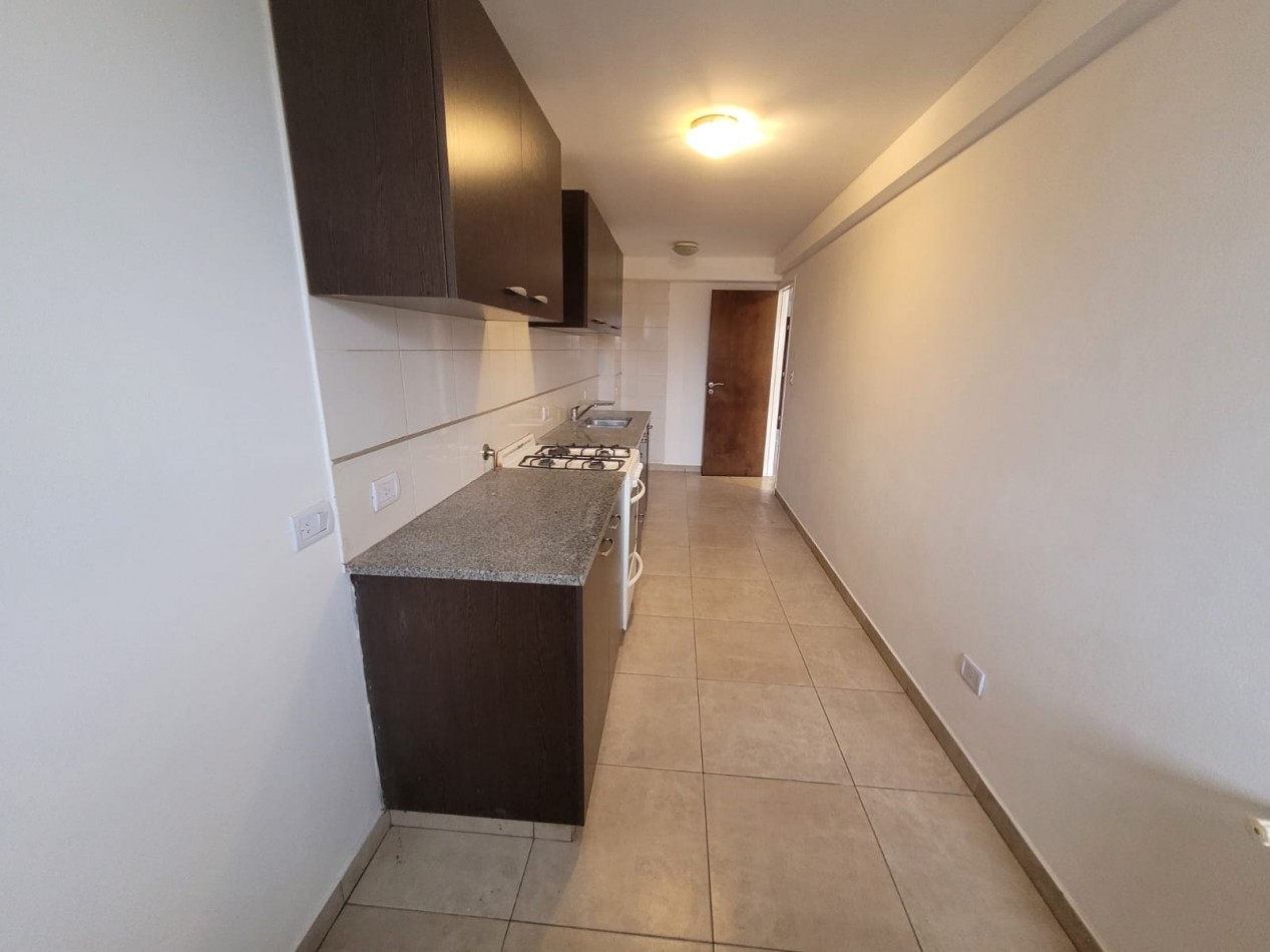 Venta   Departamento  3 ambientes cochera 