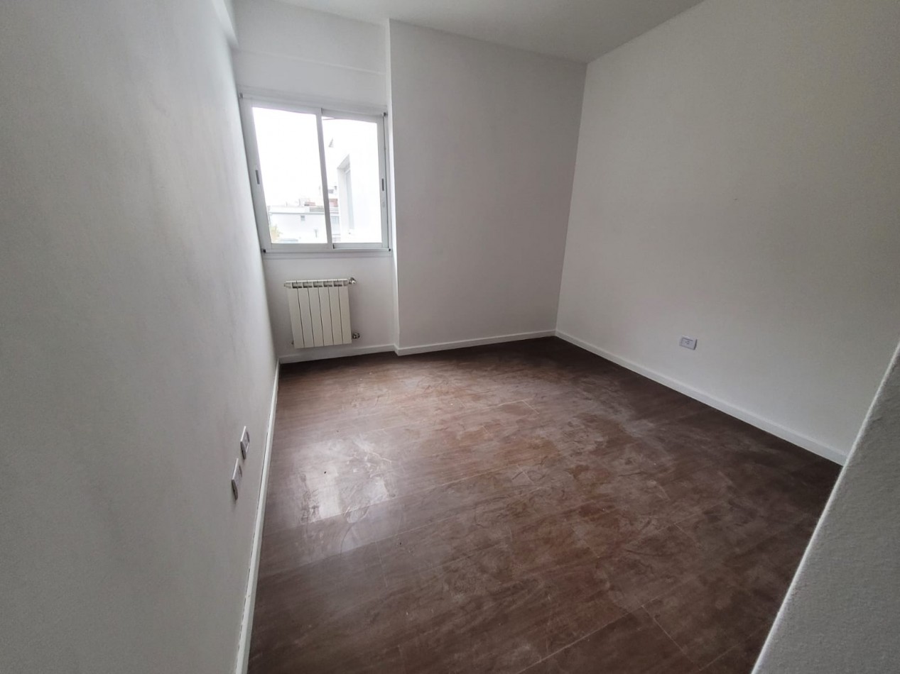 Venta   Departamento  3 ambientes cochera 