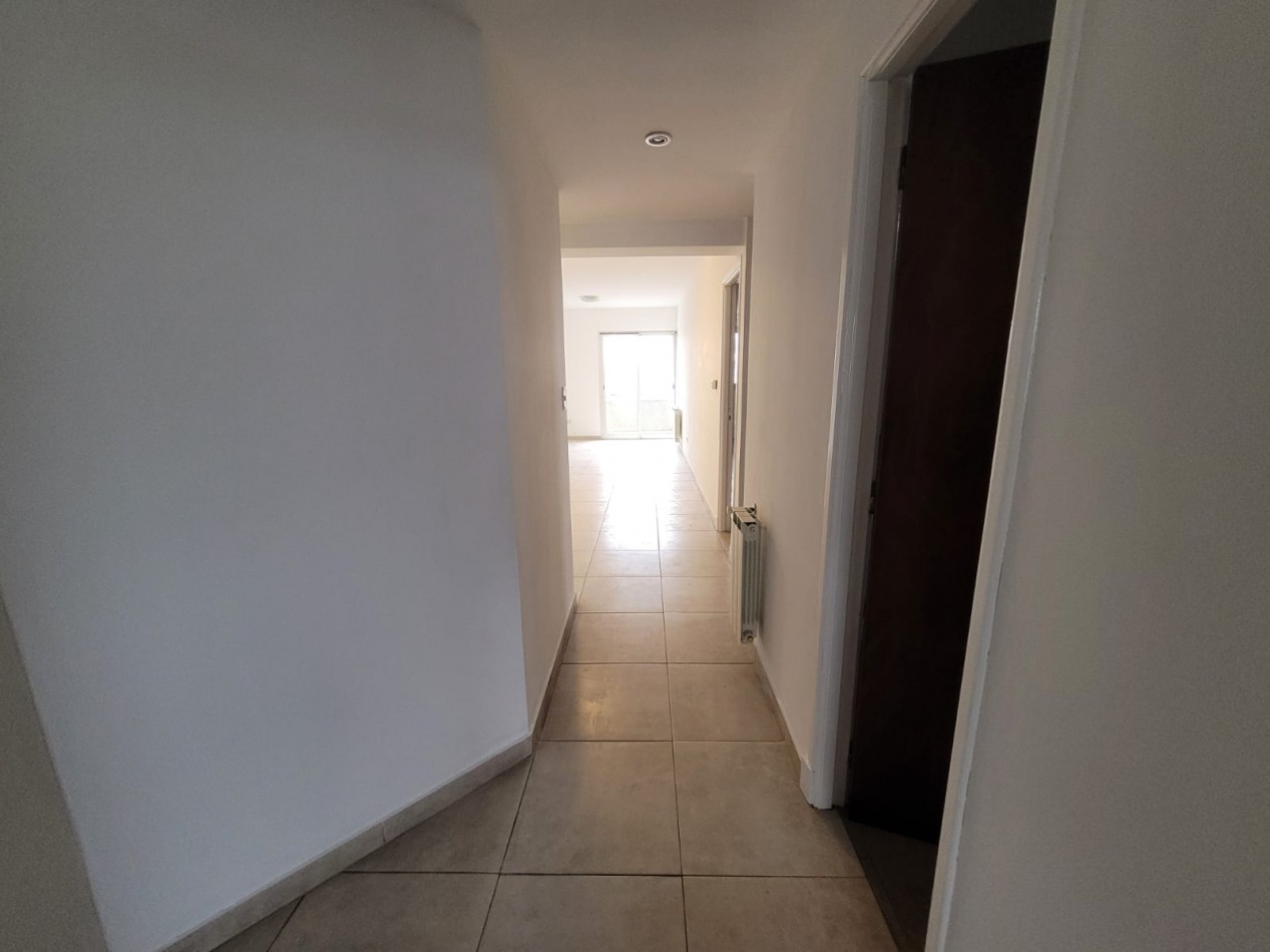 Venta   Departamento  3 ambientes cochera 