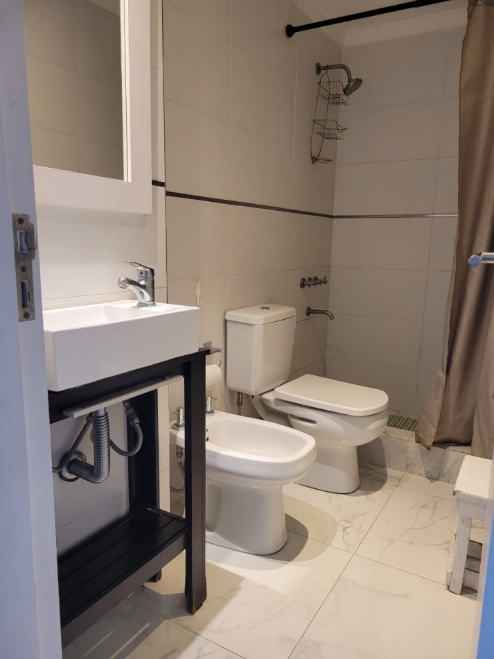 Venta  1 ambiente  cochera y Baulera 