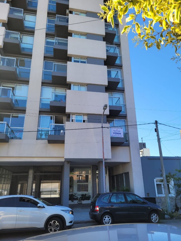 Venta  1 ambiente  cochera y Baulera 
