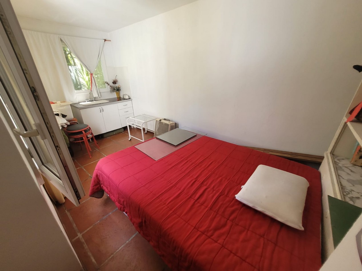 Los Troncos  Venta Chalet   4 ambientes - Quincho Parque 