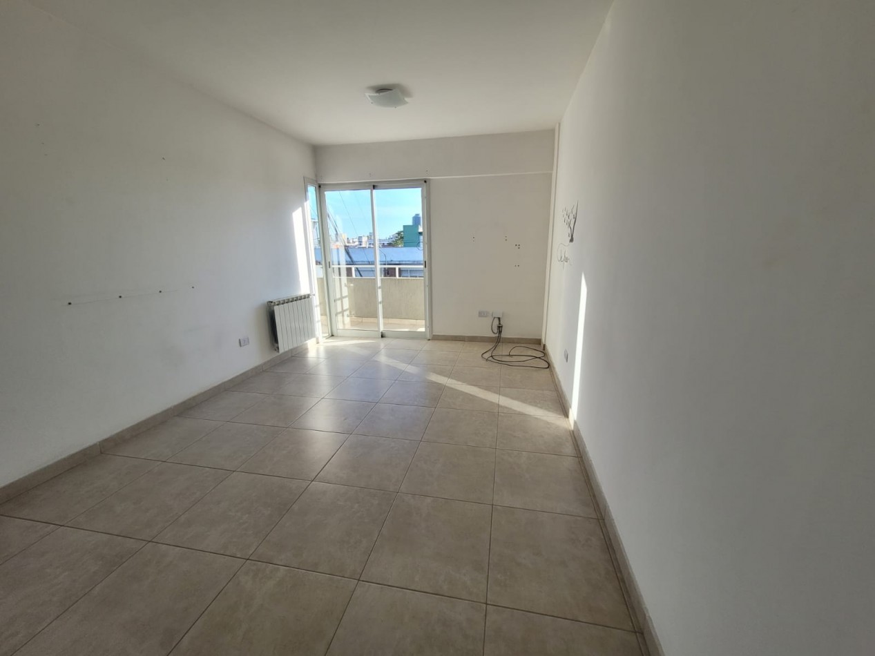 San Jose Venta departamento 2 ambientes  cochera 