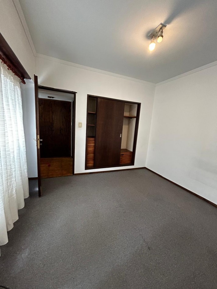Venta   Departamento 2 amientes  Lateral centro 