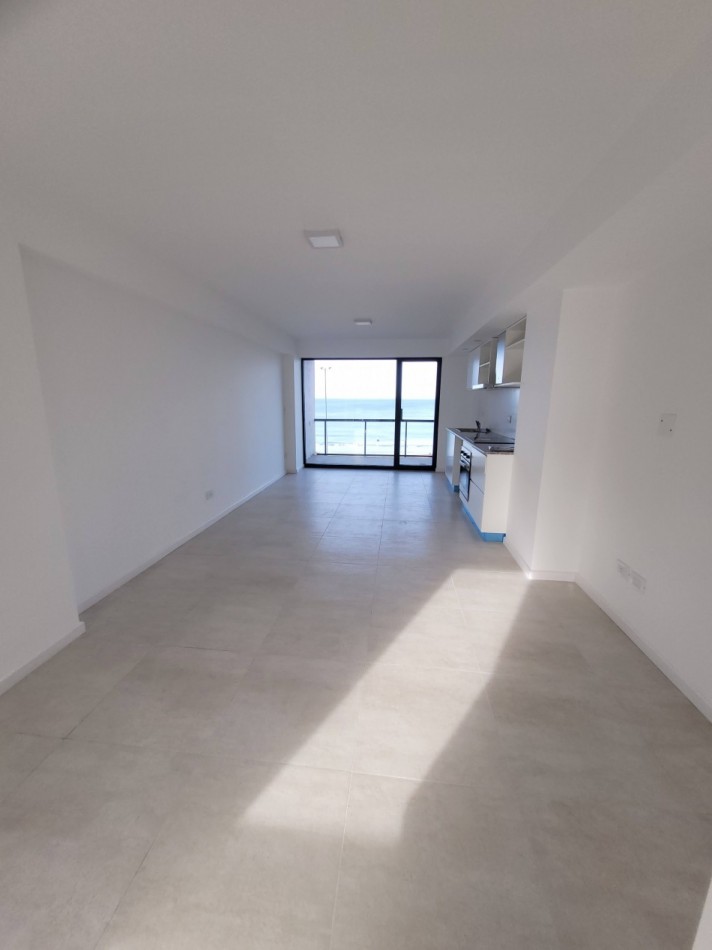 Perla Norte  . Vista Plena al Mar ,Venta Departamento 2 ambientes  con espacio de escritorio