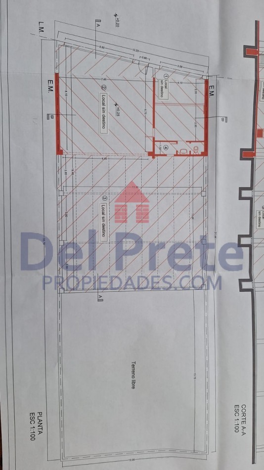 Venta Galpon  Sobre Av.  J B Justo