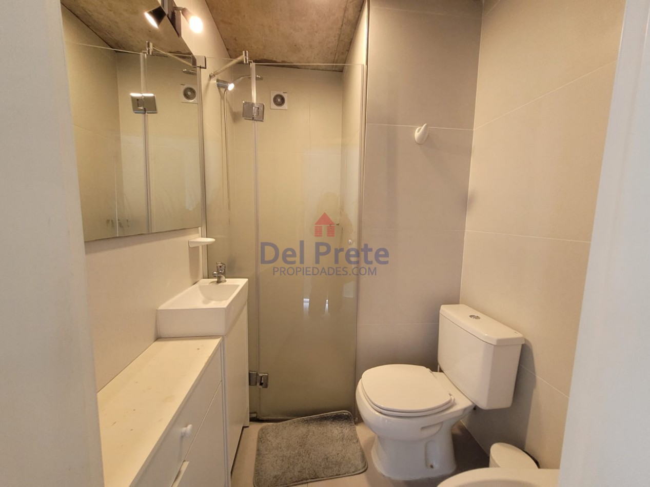 Guemes  Venta semipiso de 3 ambientes cochera 