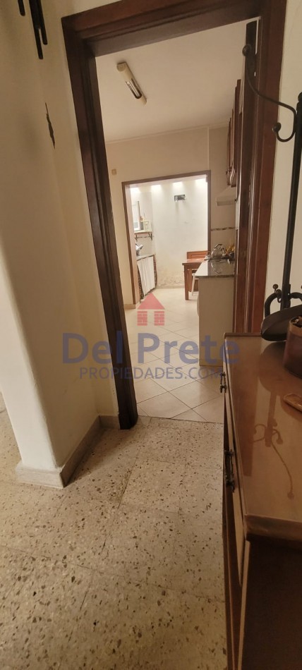 VENTA PH  3 AMBIENTES /ESCRITORIO  A RECICLAR