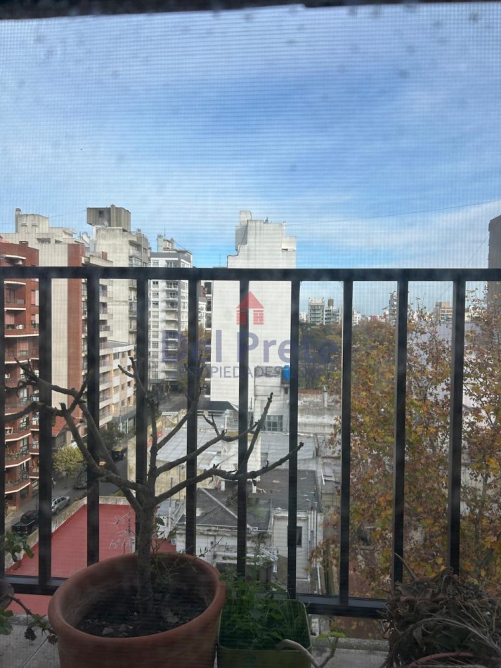 Plaza Mitre venta 3 ambientes con dependencia 