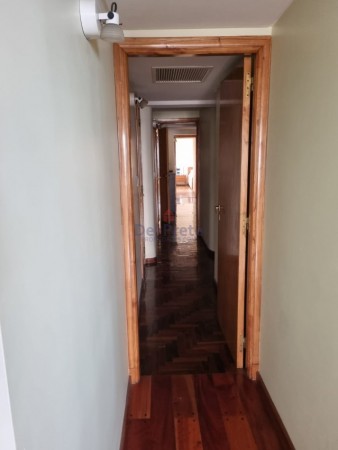 Venta Piso 4 ambientes cochera y baulera Diagonal Puyrredon