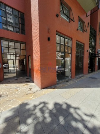 Venta Local en Esquina  Tucuman  y Falucho  Mar del Plata 