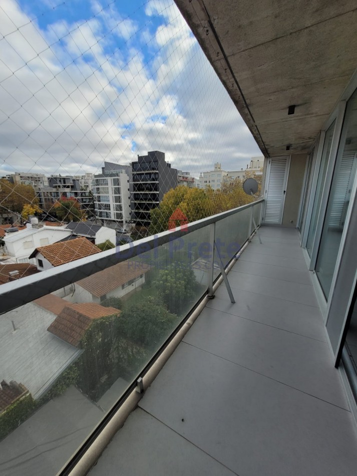 Guemes  Venta semipiso de 3 ambientes cochera 