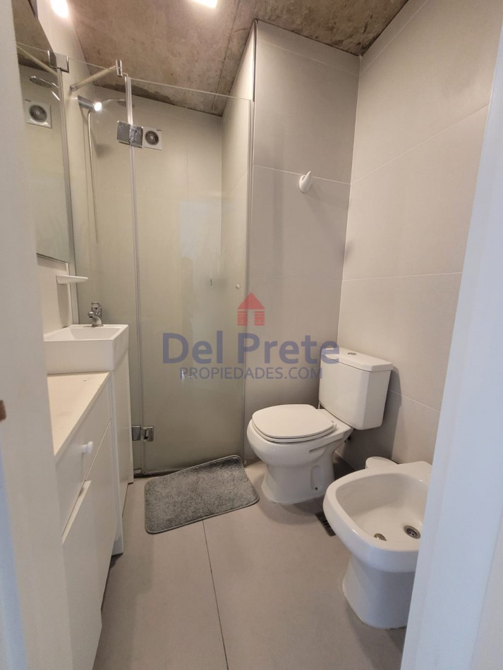 Guemes  Venta semipiso de 3 ambientes cochera 