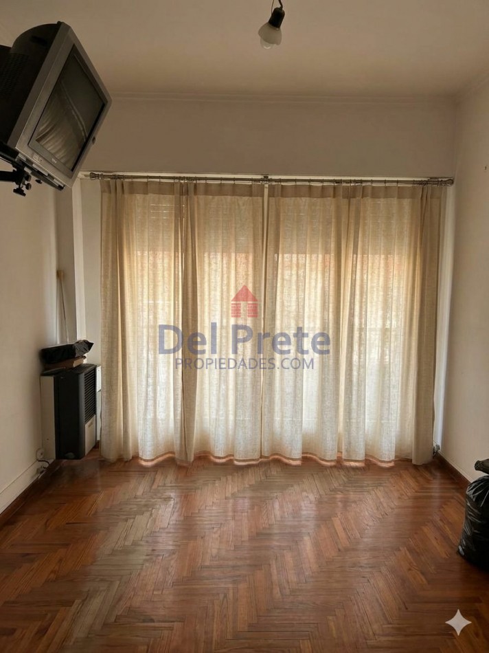 Plaza Mitre venta 3 ambientes con dependencia 