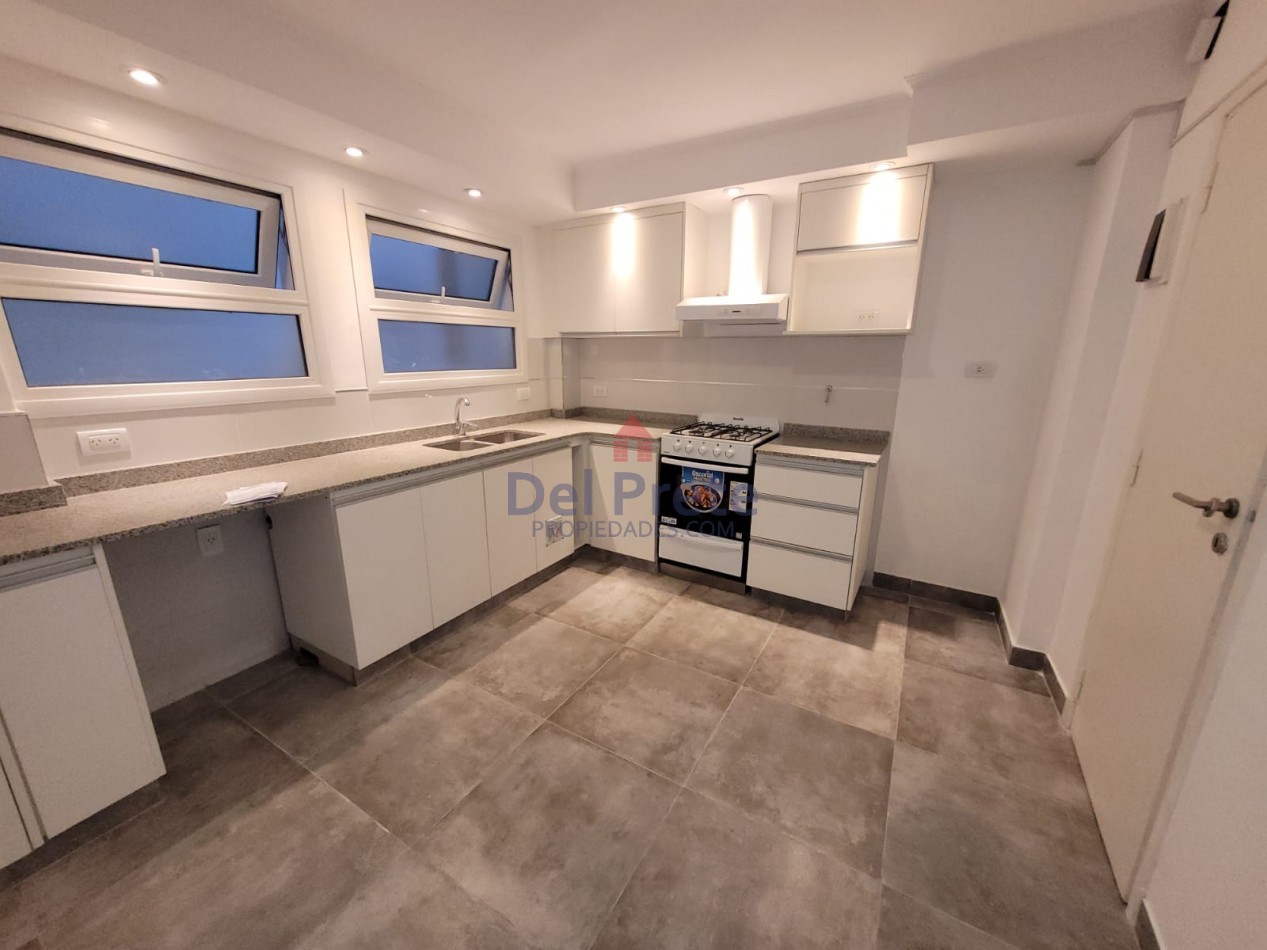 Venta Departamento 3 ambientes   Plaza Colon