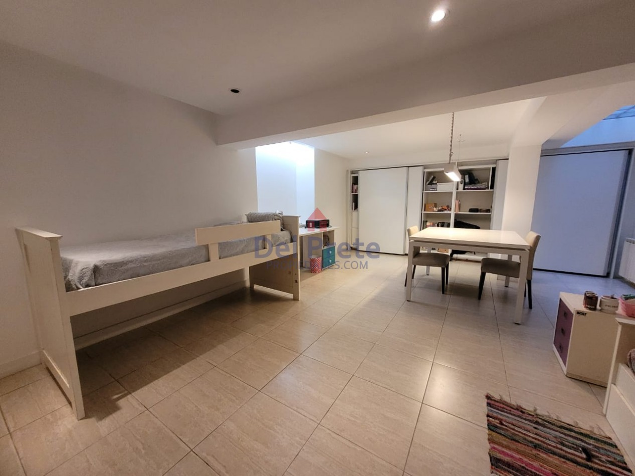 Guemes San Lorenzo y Sarmiento venta 4 ambientes cochera