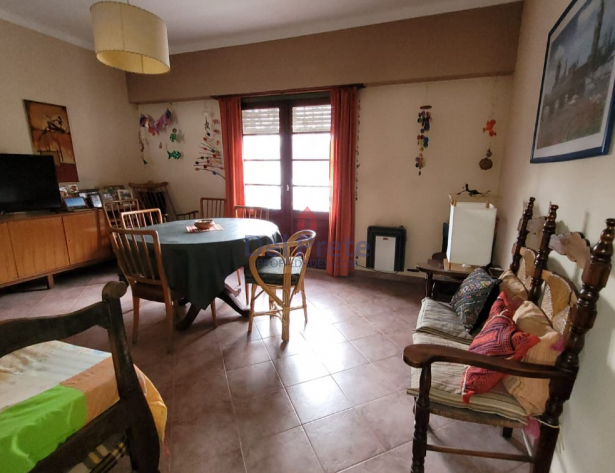 Venta chalet son dos propiedades en el lote