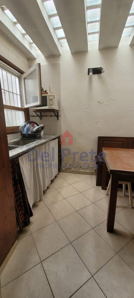 VENTA PH  3 AMBIENTES /ESCRITORIO  A RECICLAR