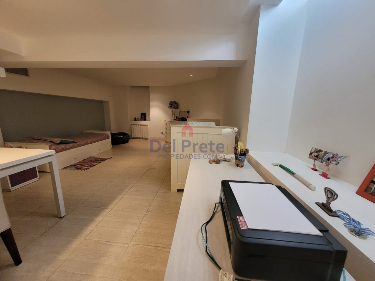 Guemes San Lorenzo y Sarmiento venta 4 ambientes cochera