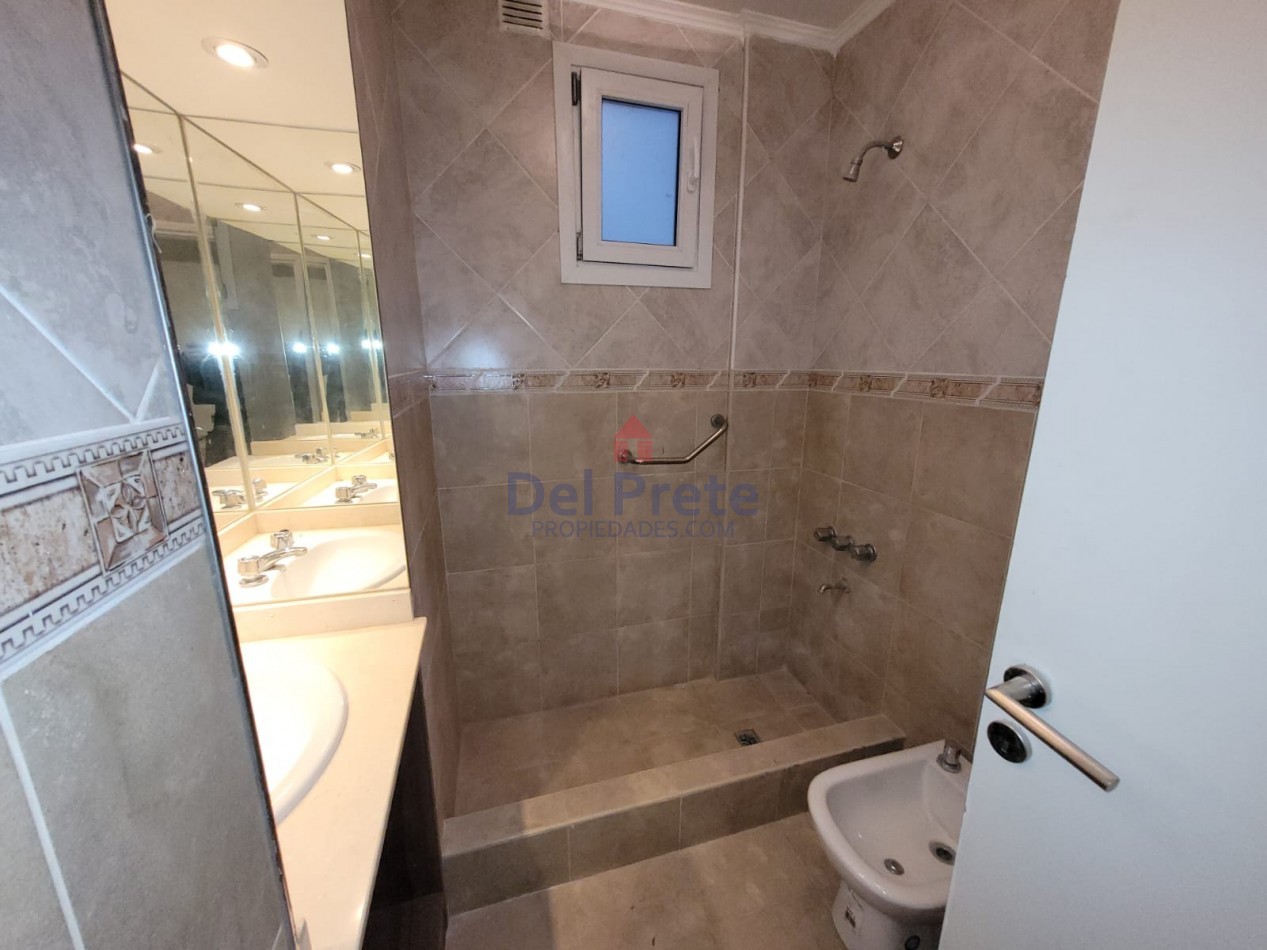 Venta Departamento 3 ambientes   Plaza Colon