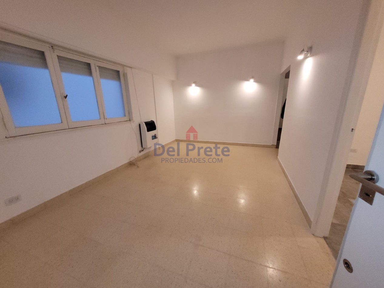 Venta Departamento 3 ambientes   Plaza Colon
