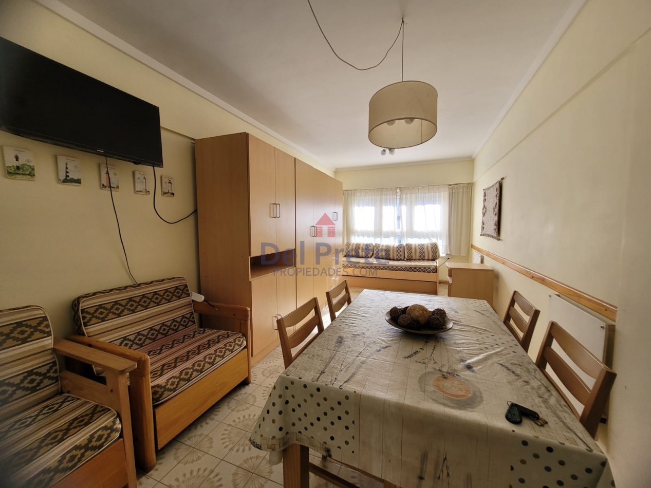 Venta  La Perla  Monoambiente   