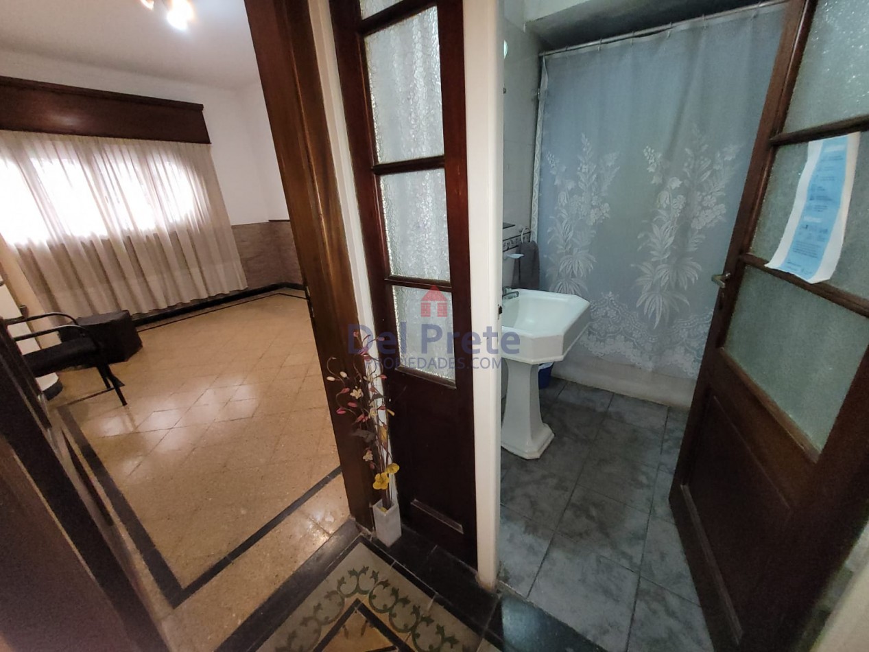 Venta chalet son dos propiedades en el lote