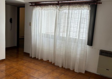 Venta   Departamento 2 amientes  Lateral centro 